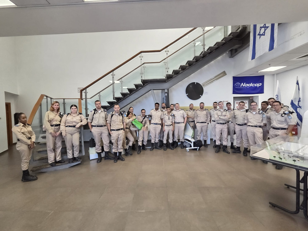 ⚡ סיורים מקצועיים - אורות רבין וכנפיים